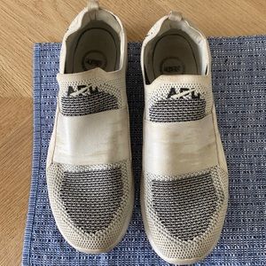 APL sneakers mens 10.5